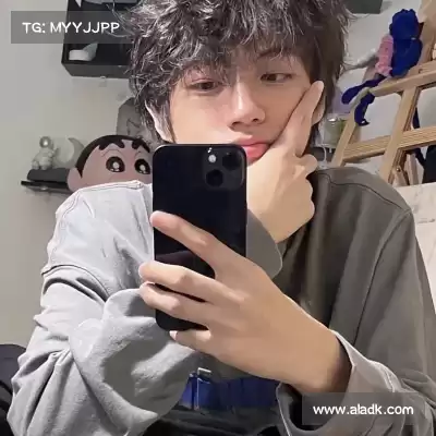 葛昀